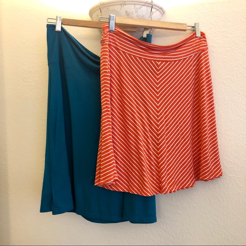 Bundle of 2 Casual Stretch Skirts
